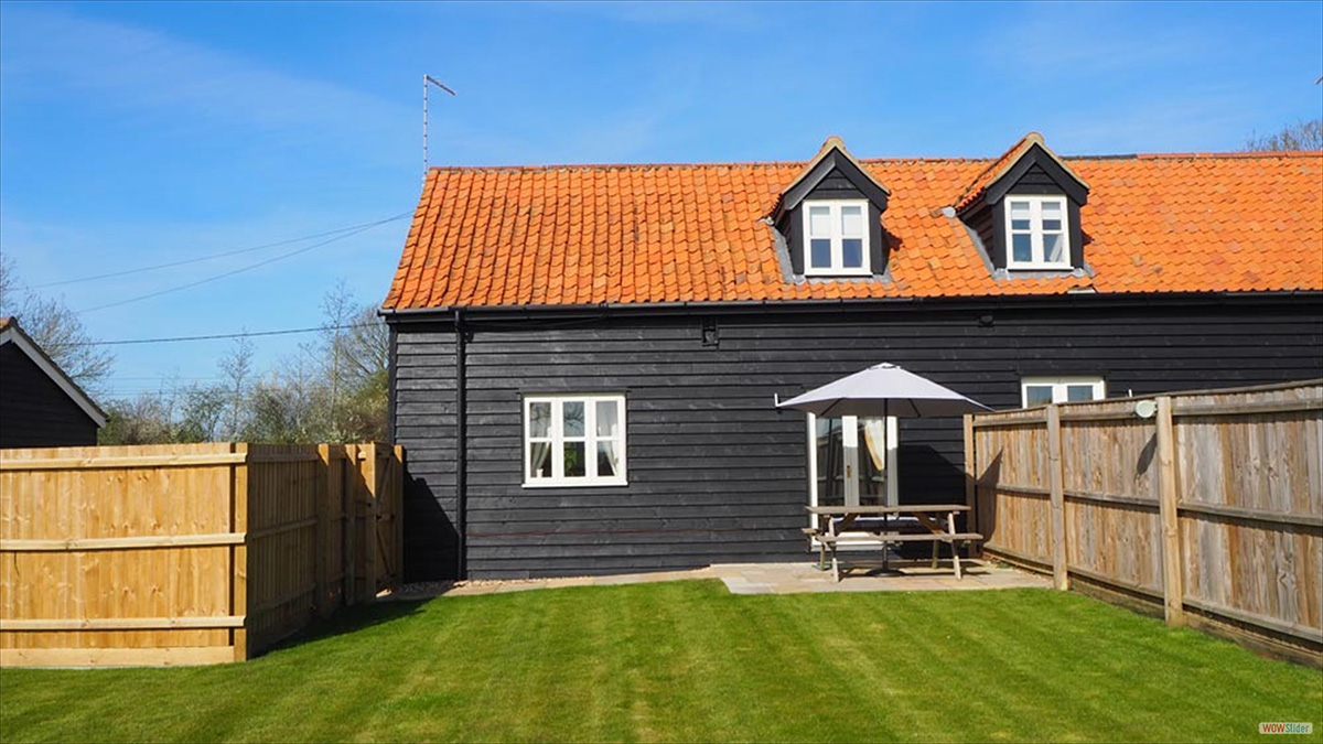 self catering barn suffolk